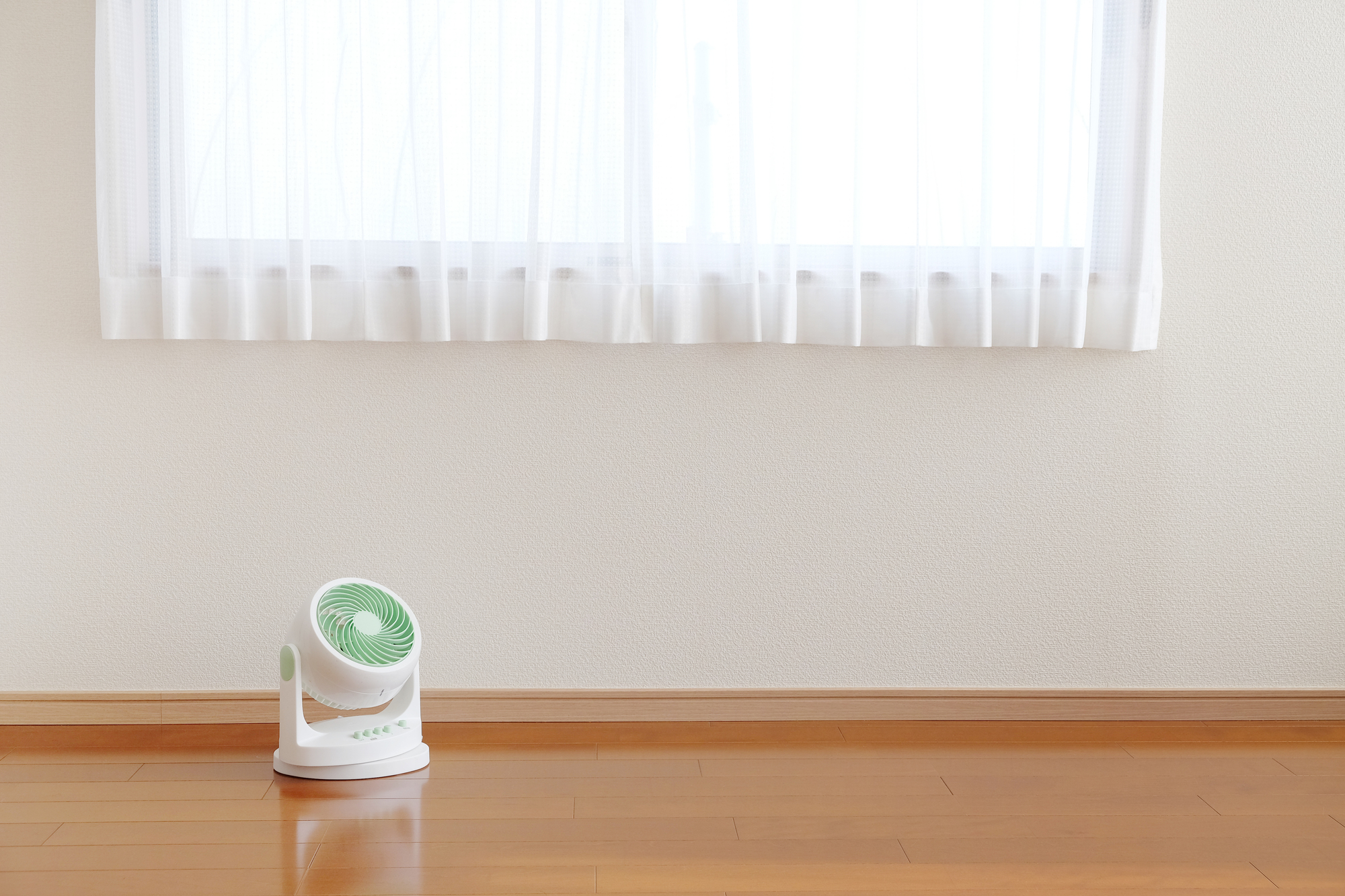 エアコンの節電につながる、サーキュレーターの効果的な使い方って?