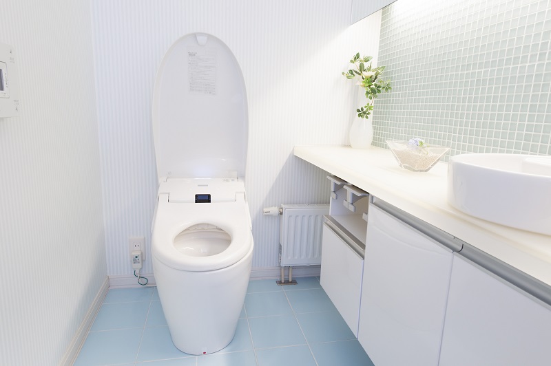 トイレ掃除には重曹を使おう 効果的な重層の使い方 電力 ガス比較サイト エネチェンジ