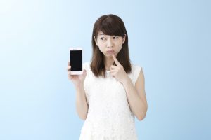 少しでもスマホ代を節約したい Auスマホを安く使うコツとは 電力 ガス比較サイト エネチェンジ