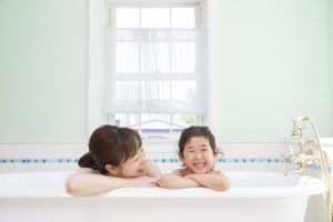 お風呂のガス代っていくら シャワーのほうがお得なの 電力 ガス比較サイト エネチェンジ