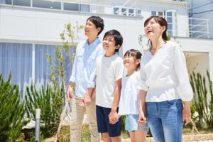 ソーラーパートナーズとは？太陽光発電と蓄電池は比較・見積もりで安くなる！