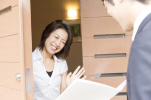 検針票を見せてしまったときの対処方は？電気・ガスの訪問販売での注意点も解説します