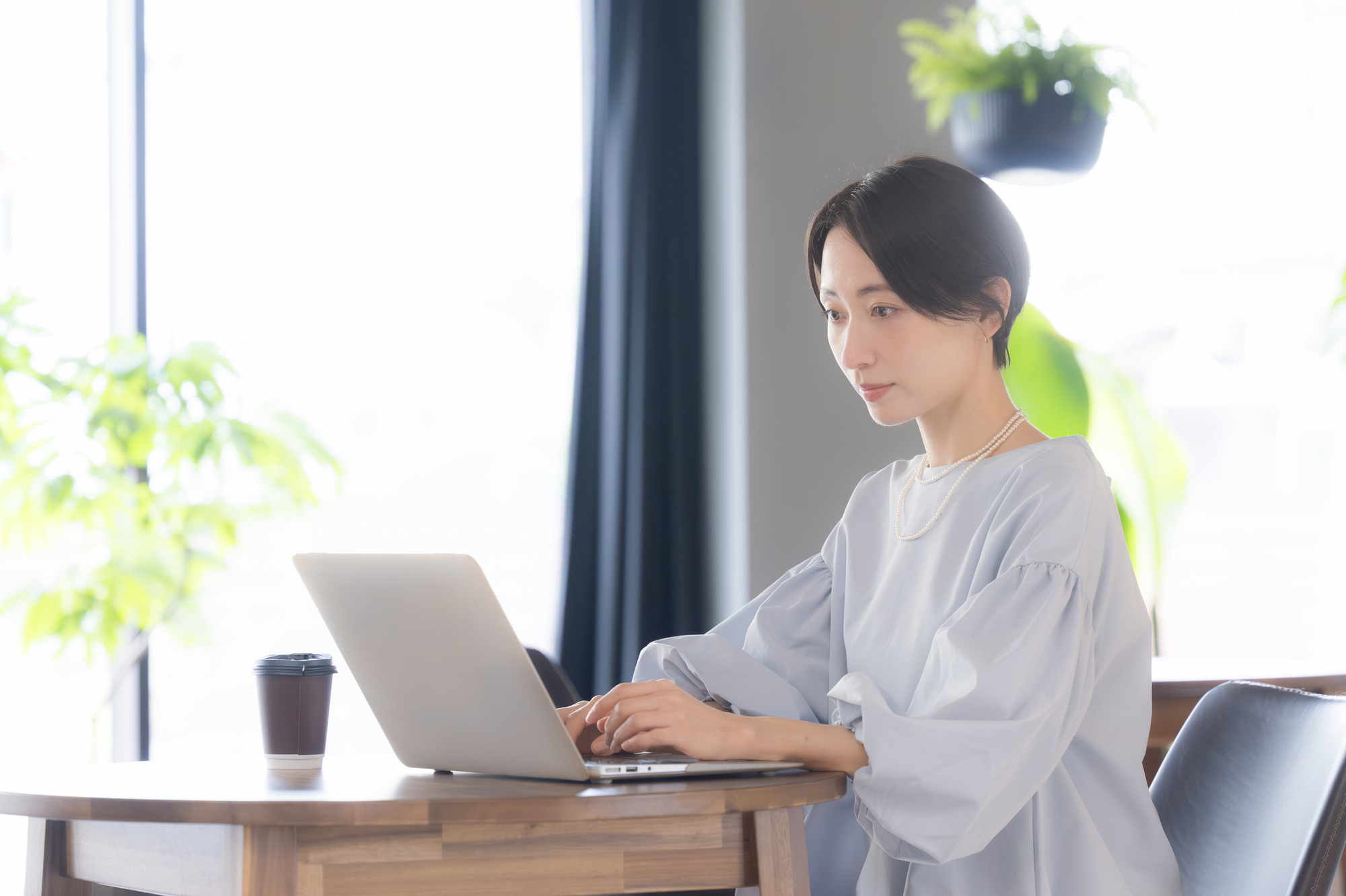 ahamo光とドコモ光の違いは?料金や割引などを比較