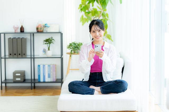 ベルメゾンでんきの電気料金は高い？メリット・デメリットや解約金の有無を解説