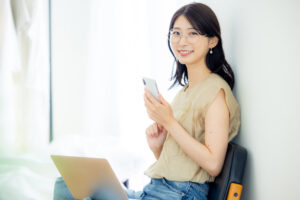 東京で一人暮らしの光熱費は平均いくら？電気代・ガス代の節約方法も解説